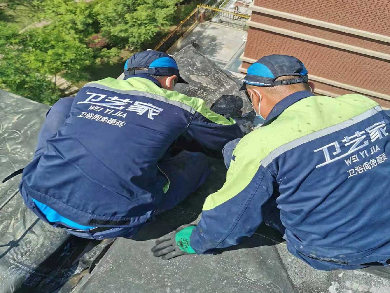 钱塘区附近防水补漏师傅电话号码，24小时上门维修服务